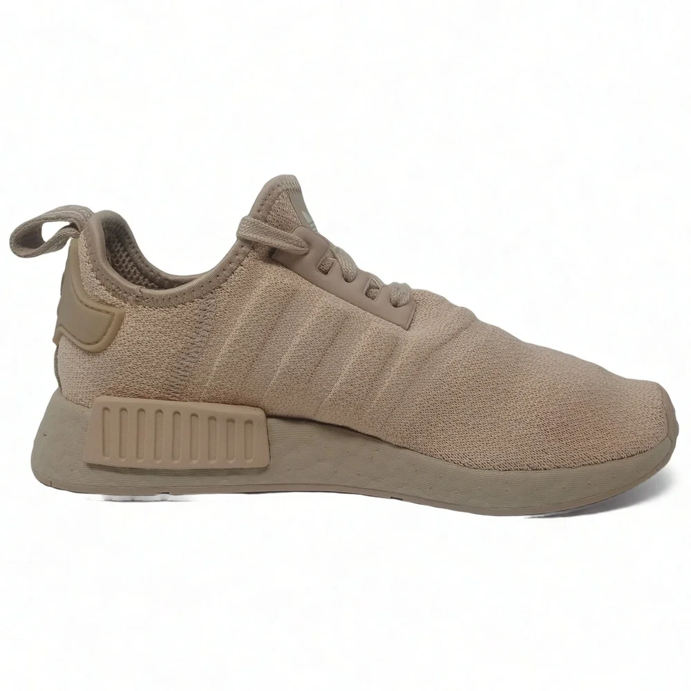 Adidas NMD R1 Sneakers Size 7.5 Knit Boost Minimalist Streetwear Athleisure